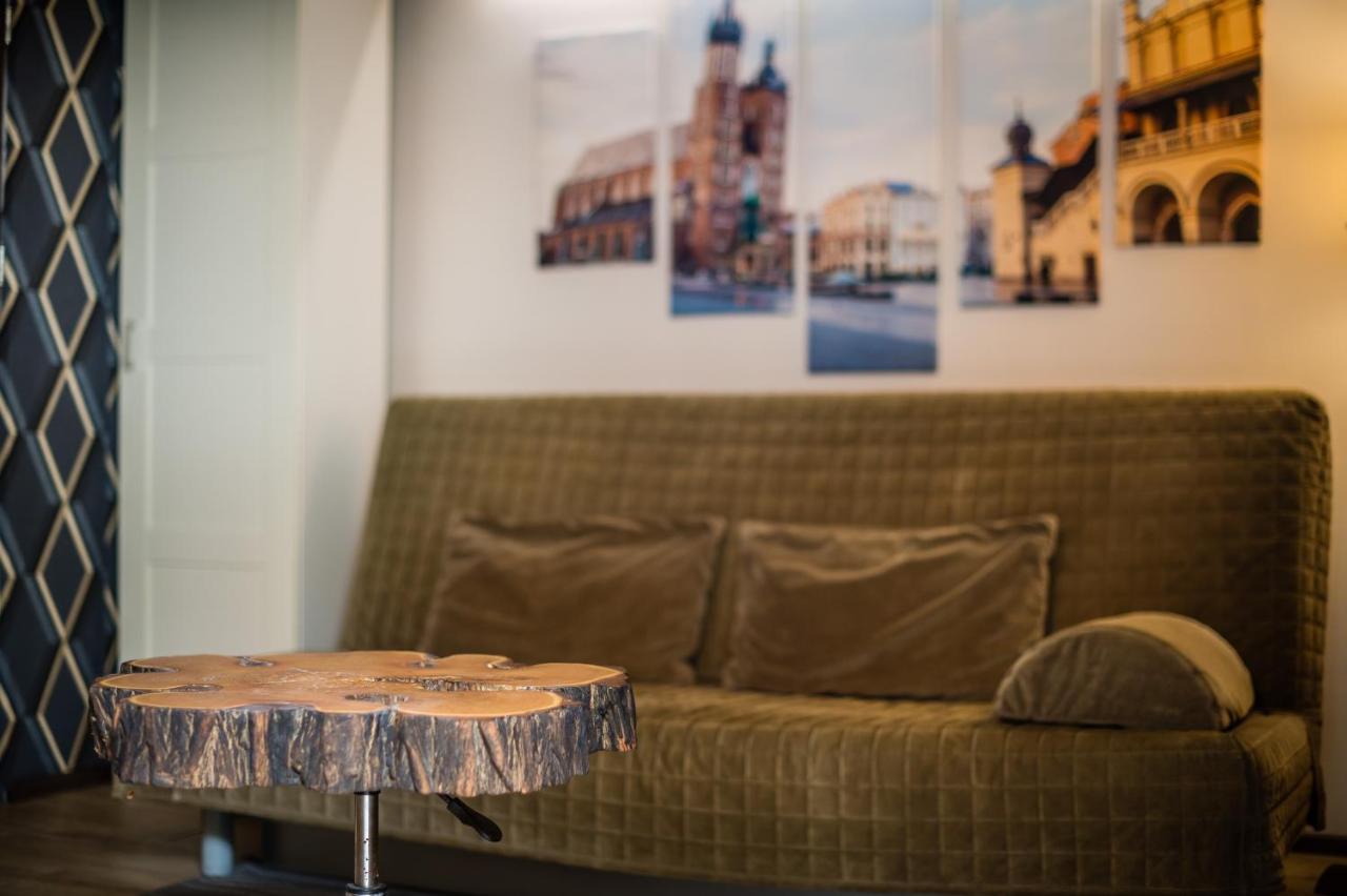 Studio Z Ogrodem Przy Starej Zajezdni Krakow Dış mekan fotoğraf